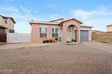 901 Brezo St, El Paso, TX 79928 - photo 4