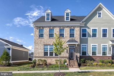 10911 Beckenham St, Middle River, MD 21220 - photo 2