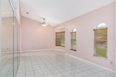 Living / Dining Area