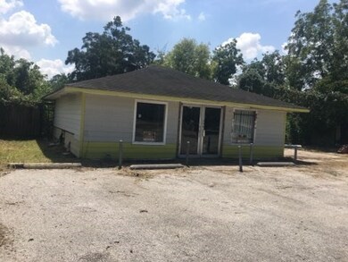 1719 W Little York Rd, Houston, TX 77091 - photo 6