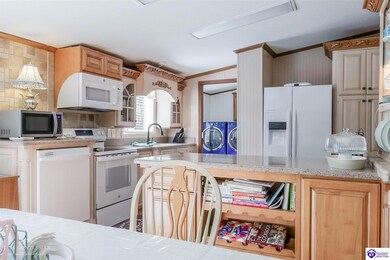 77 Aaron Ct, Glendale, KY 42740 - photo 4