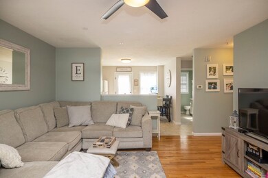 34 Boxberry Ln, Rockland, MA 02370 - photo 4