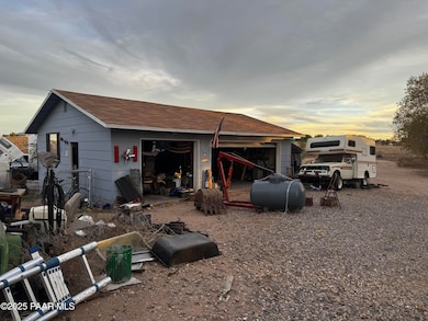 Detached 3 Car Garage