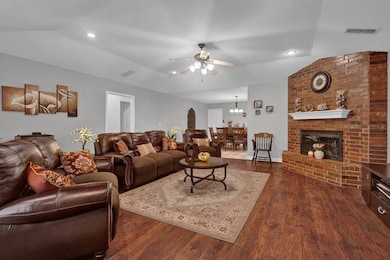 8301 Plymouth Dr, Amarillo, TX 79119 - photo 3