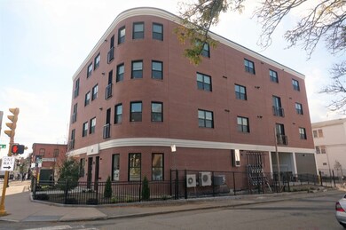 99 Moody St unit 4, Waltham, MA 02453 - photo 2