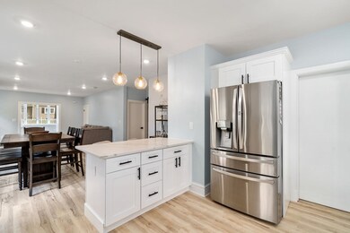 33-35 Worcester Ln unit 33, Waltham, MA 02451 - photo 4