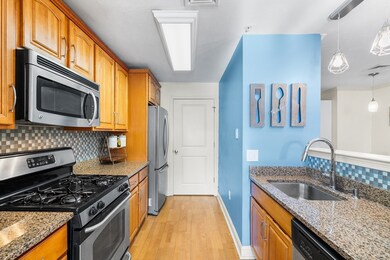 545 Page St unit 208, Stoughton, MA 02072 - photo 6