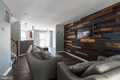 236 Edge Creek Ln unit 73, Odenton, MD 21113 - photo 3