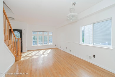 83 Gary St, Staten Island, NY 10312 - photo 4