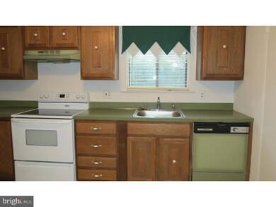 977 Village Round unit L, Allentown, PA 18106 - photo 7