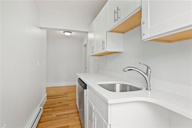 107 Tell St unit 1R, Providence, RI 02909 - photo 5