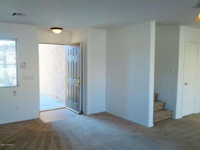 Entry/Living Room