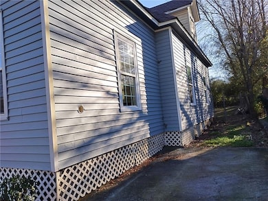 209 Gordon Ave, Calhoun, GA 30701 - photo 5