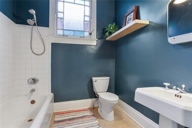 brimary bath with gorgeous, working stained glass