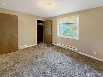 8352 Wabash Ave S, Seattle, WA 98118 - photo 7