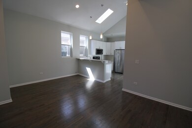 712 N Willard Ct unit 2, Chicago, IL 60642 - photo 5