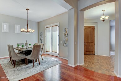 15 Formal Dining Room