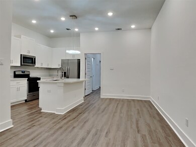 7327 England St unit A, Houston, TX 77021 - photo 5