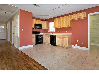 759 Pine Tree St, Slidell, LA 70458 - photo 3