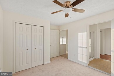 3040 Hunting Ridge Dr, Owings Mills, MD 21117 - photo 5