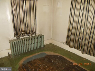 421 S 12th St, Reading, PA 19602 - photo 3