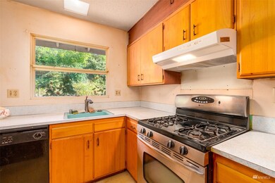 8614 41st St W, University Place, WA 98466 - photo 6