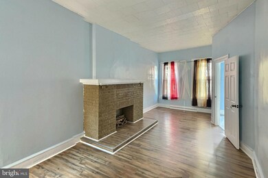 209 N 10th St, Reading, PA 19601 - photo 5