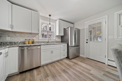 28 Joffre St, Manchester, NH 03102 - photo 2