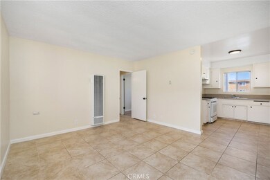 4055 W 129th St, Hawthorne, CA 90250 - photo 4