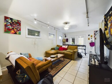 915 Keith Ln unit 103, Austin, TX 78705 - photo 4
