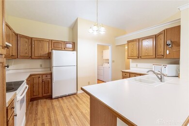 543 Kathys Way, Xenia, OH 45385 - photo 7