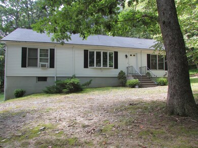 108 Palmetto Ln, Milford, PA 18337 - photo 2