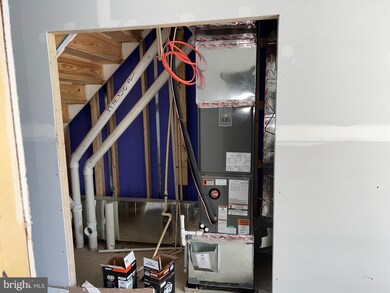 79 Dow St, Bunker Hill, WV 25413 - photo 3