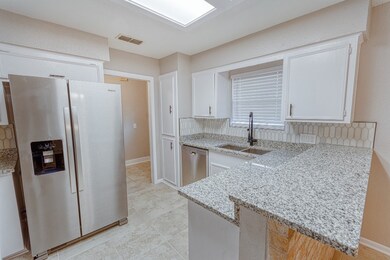 7017 Keystone Dr, Corpus Christi, TX 78413 - photo 6