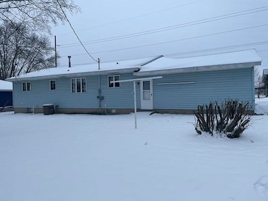 1405 E 29th St, Marshfield, WI 54449 - photo 2