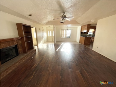 401 Highridge Cove, Killeen, TX 76543 - photo 7