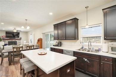 7840 Mccreary Rd, Seven Hills, OH 44131 - photo 3