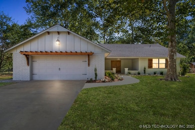 1908 N Chambers Terrace, Claremore, OK 74017 - photo 4