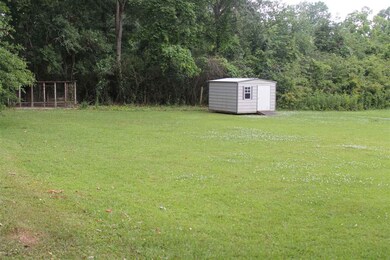 218 St Charles St, Hazlehurst, MS 39083 - photo 4