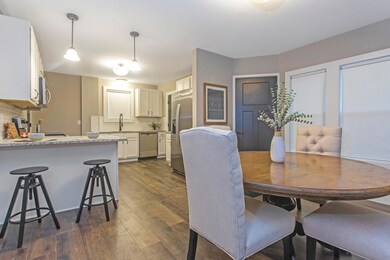 Eating Space and Dinning Room