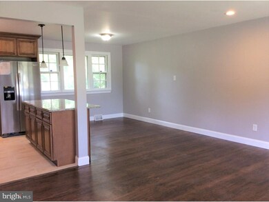 180 Walton Dr, Morrisville, PA 19067 - photo 7