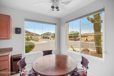Breakfast Nook w/View of Mountains