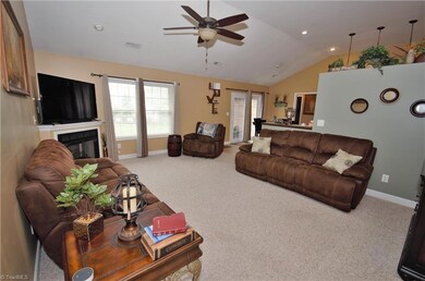 5863 Suits Rd, High Point, NC 27263 - photo 7