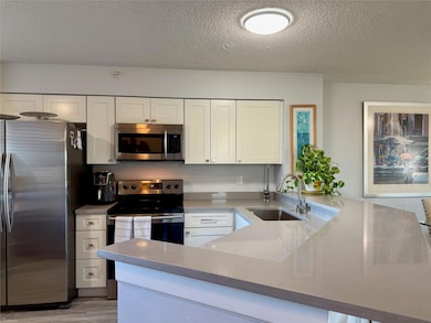 2112 S Cypress Bend Dr unit 508, Pompano Beach, FL 33069 - photo 5