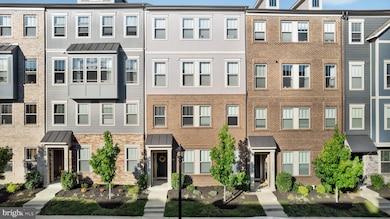 1120 Madeira Terrace SE, Leesburg, VA 20175 - photo 3