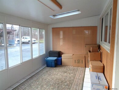 10 Cemetery Ave, Albany, NY 12204 - photo 6