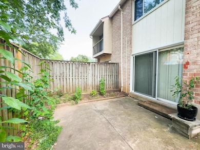 10534 Faulkner Ridge Cir, Columbia, MD 21044 - photo 3