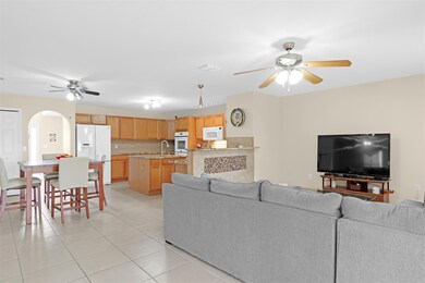 118 Morgan Cir, Sebastian, FL 32958 - photo 4