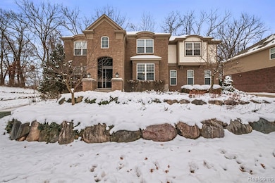 146 Crosbie Ct, Orion Township, MI 48362 - photo 2