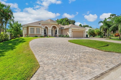 1438 SW Apache Ave, Port Saint Lucie, FL 34953 - photo 2